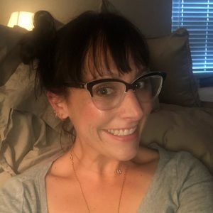 Meet your Posher, Stacey